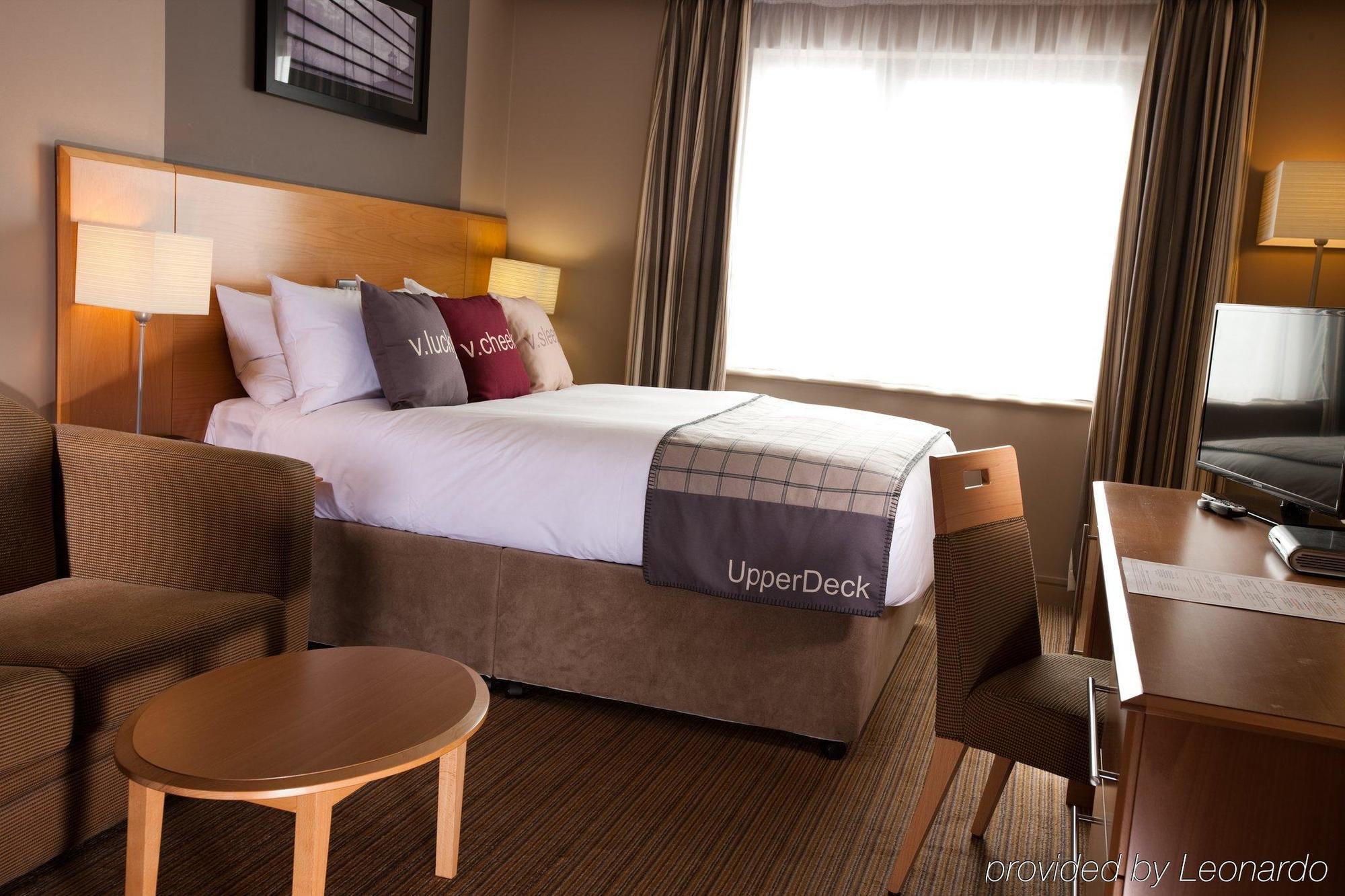 วิลเลจ โฮเต็ล โคเวนทรี Hotel ภายนอก รูปภาพ